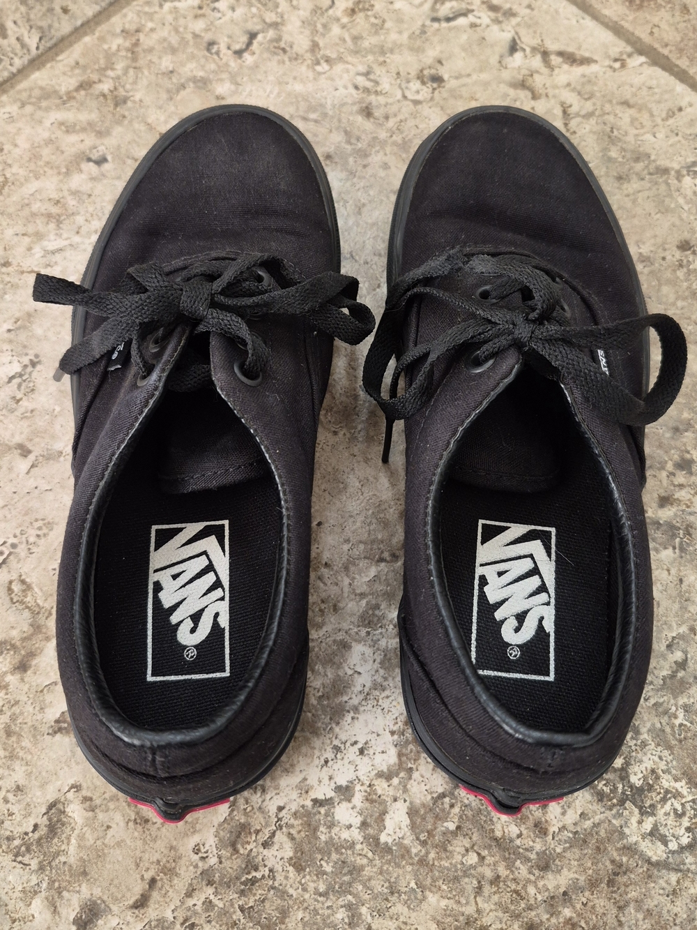 Boys Vans Authentic Low-Top Sneakers in Black - Picture 2 of 4
